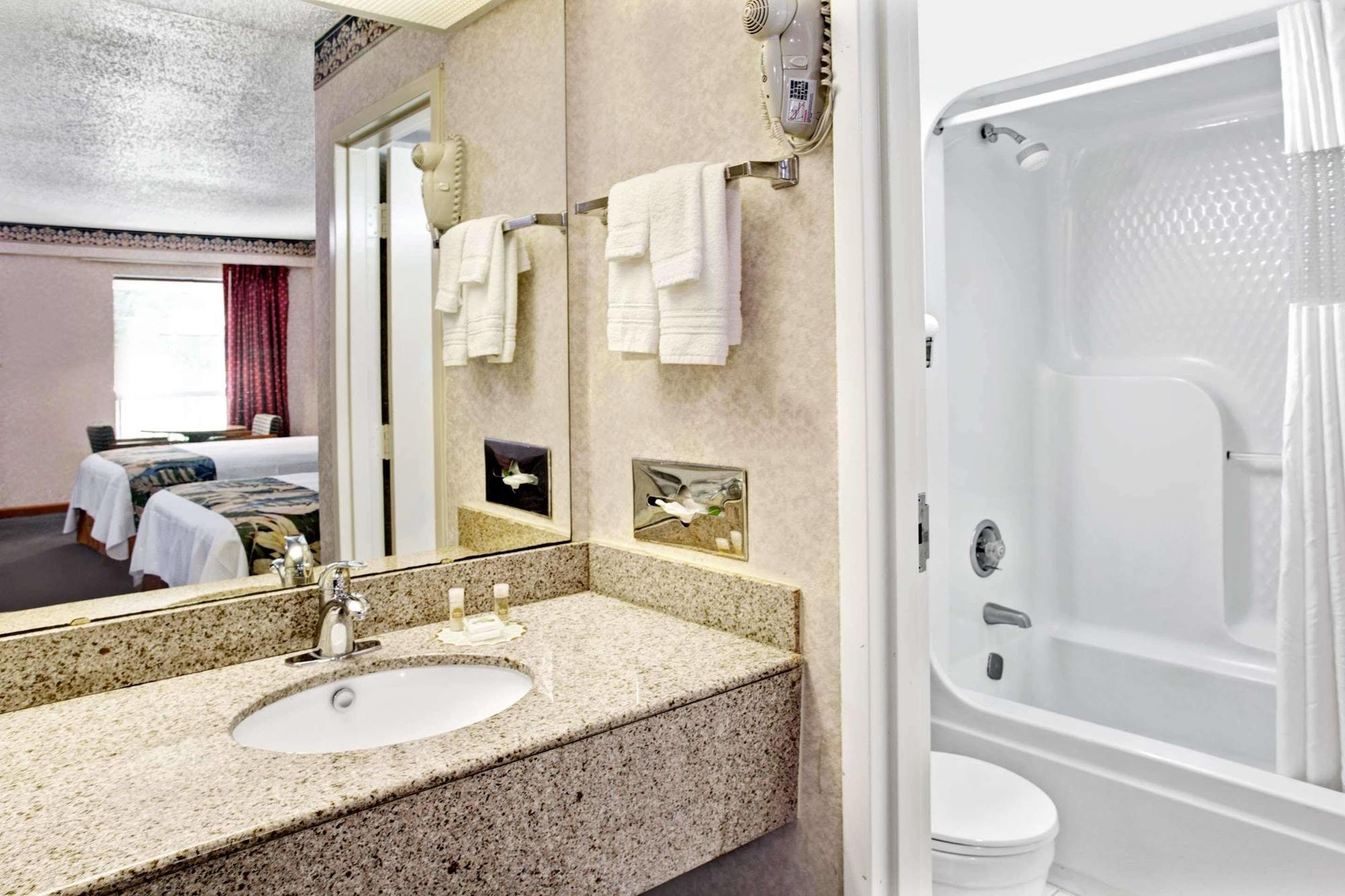 Days Inn By Wyndham Walterboro Luaran gambar